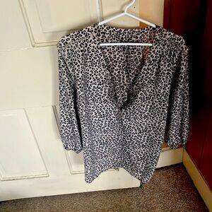 Maurice’s- Cheetah print- button up 3/4 sleeve blouse